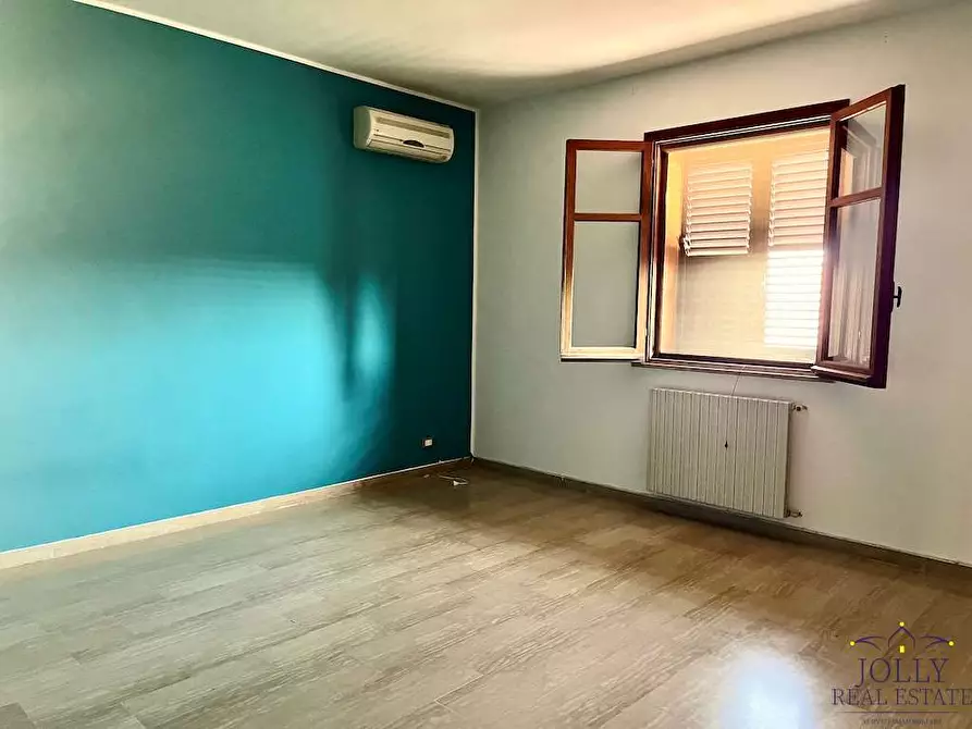 Immagine 37 di Villa in vendita  in Via Modica a Siracusa