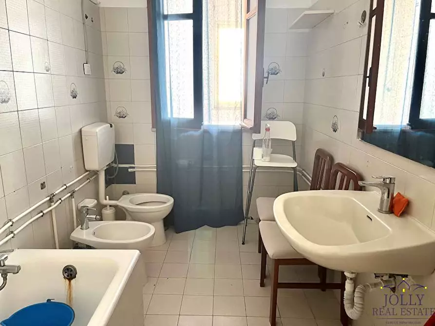 Immagine 38 di Villa in vendita  in Via Modica a Siracusa