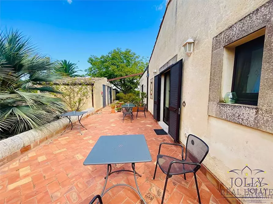 Immagine 39 di Rustico / casale in vendita  in SP 24 a Noto