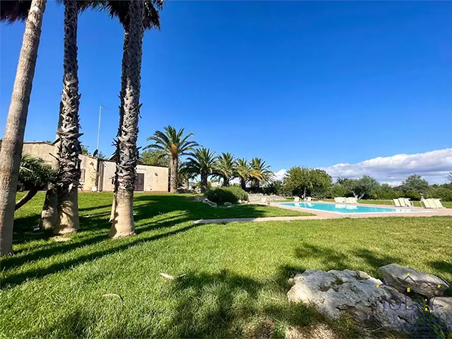 Immagine 65 di Rustico / casale in vendita  in SP 24 a Noto