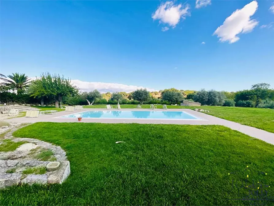 Immagine 66 di Rustico / casale in vendita  in SP 24 a Noto