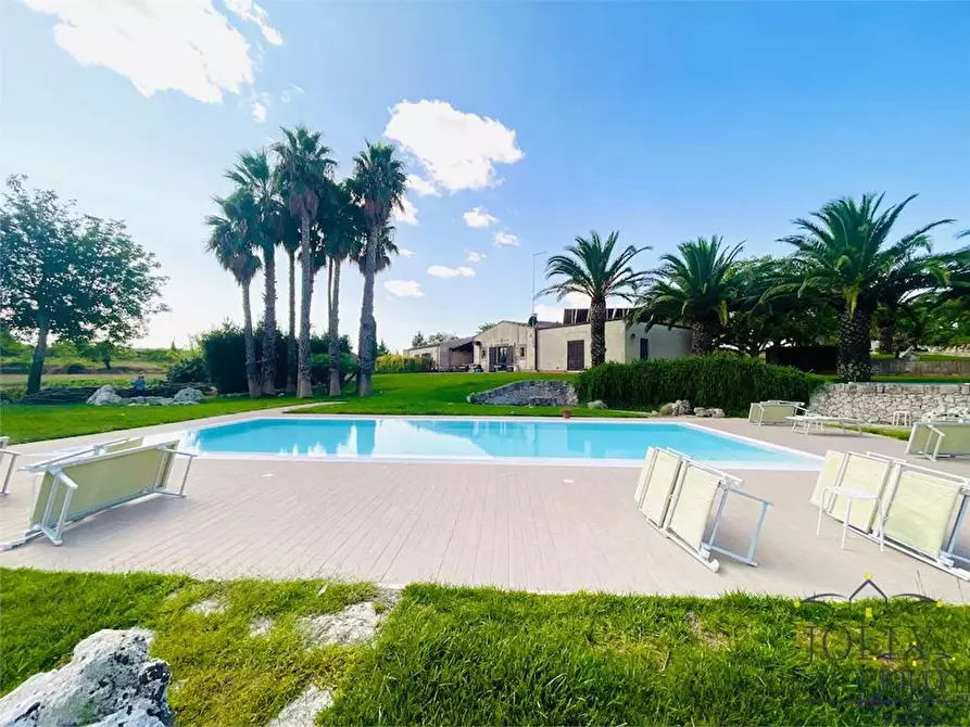 Immagine 68 di Rustico / casale in vendita  in SP 24 a Noto