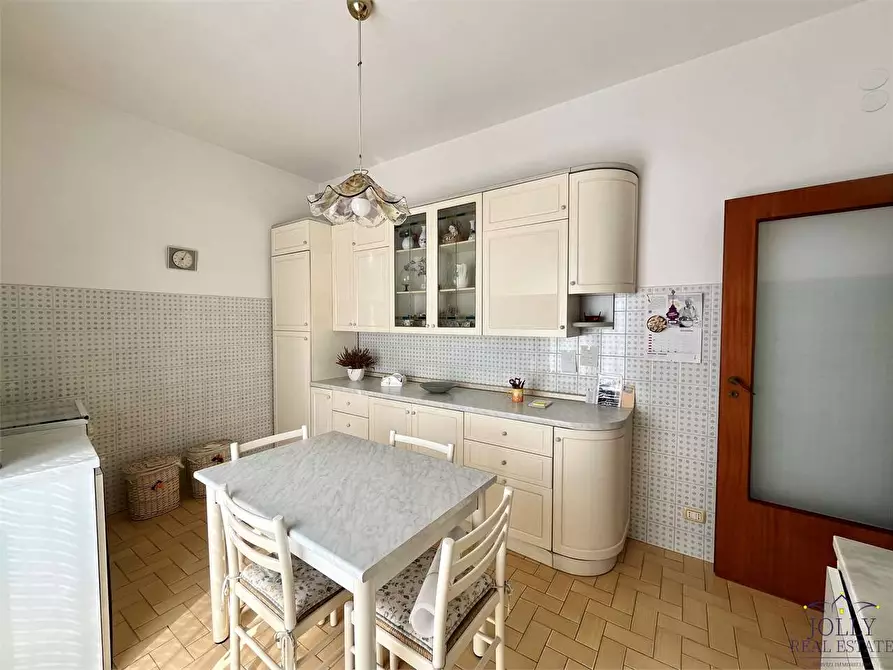 Immagine 21 di Appartamento in vendita  in Via Politi Laudien a Siracusa