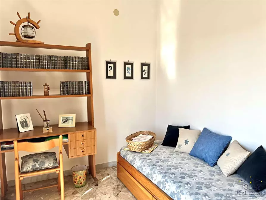 Immagine 26 di Appartamento in vendita  in Via Politi Laudien a Siracusa