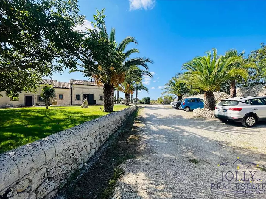 Immagine 75 di Rustico / casale in vendita  in SP 24 a Noto