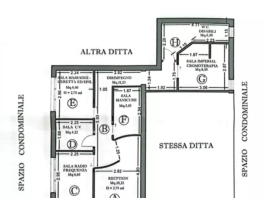 Immagine 32 di Negozio in vendita  in Via Lentini a Siracusa