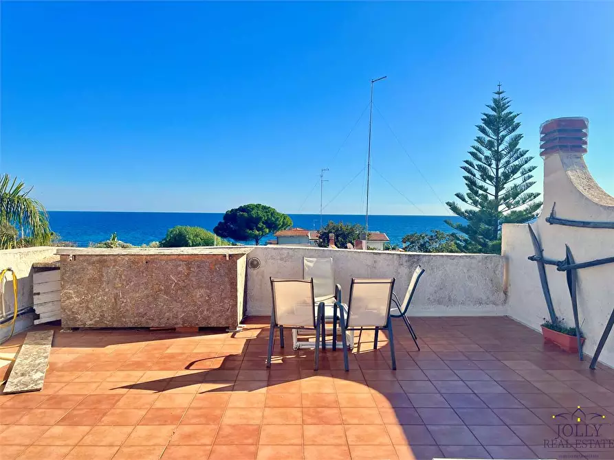 Immagine 1 di Villa in vendita  in via del castore a Siracusa