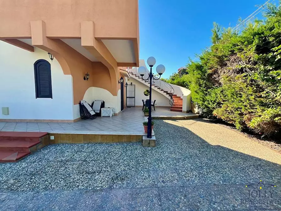 Immagine 33 di Villa in vendita  in via del castore a Siracusa