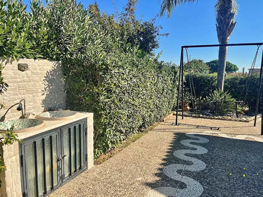 Immagine 39 di Villa in vendita  in via del castore a Siracusa