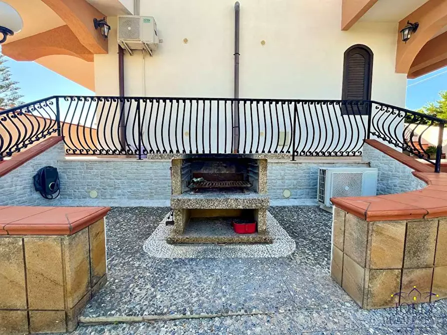 Immagine 45 di Villa in vendita  in via del castore a Siracusa