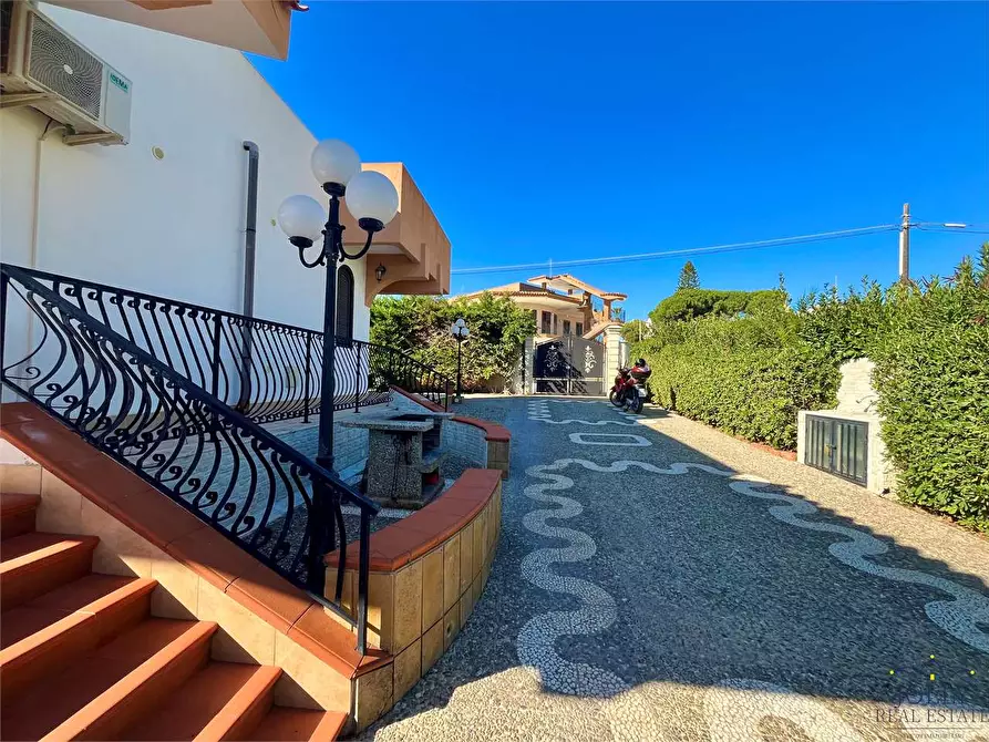 Immagine 46 di Villa in vendita  in via del castore a Siracusa