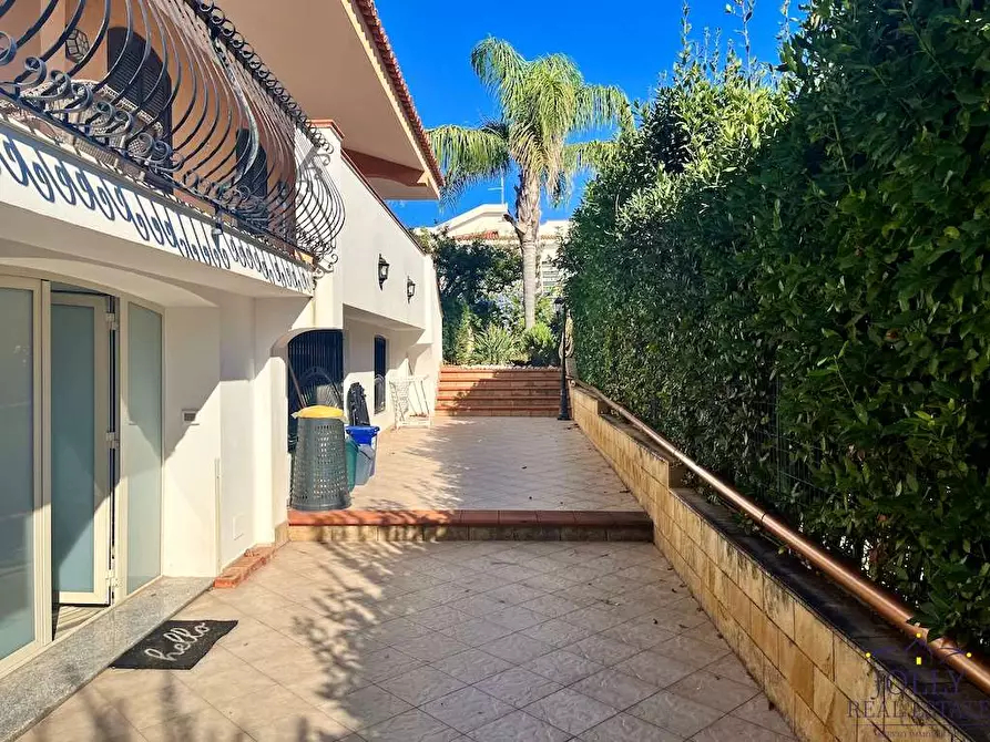 Immagine 65 di Villa in vendita  in via del castore a Siracusa