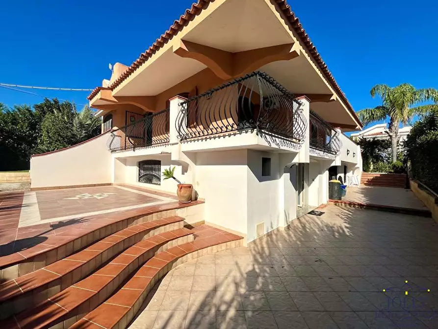 Immagine 68 di Villa in vendita  in via del castore a Siracusa