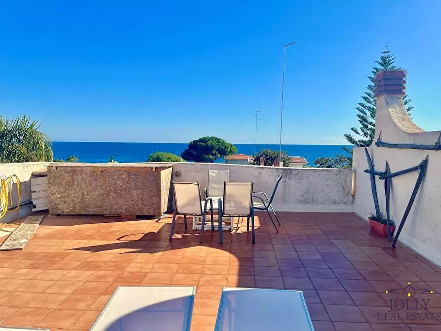 Immagine 73 di Villa in vendita  in via del castore a Siracusa