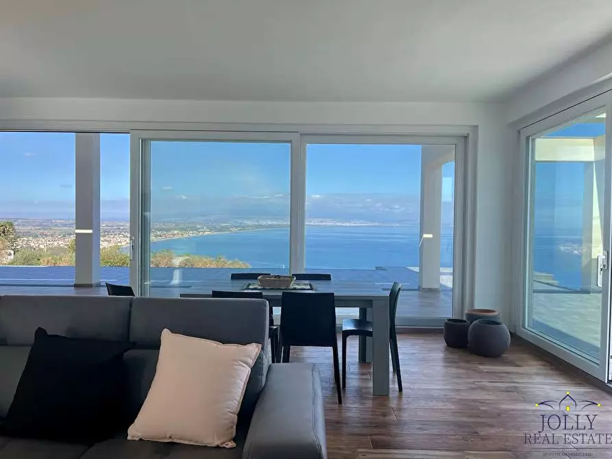 Immagine 1 di Villa in vendita  a Augusta