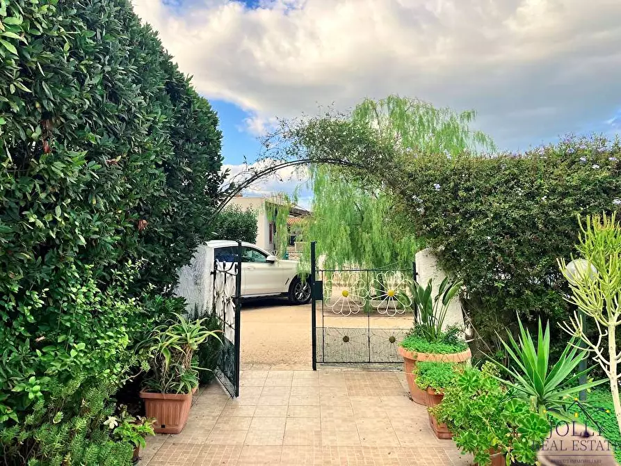 Immagine 30 di Villa in vendita  in via delle muse 32 a Siracusa