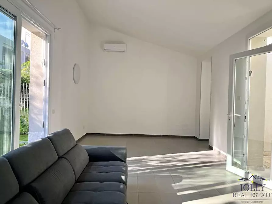 Immagine 9 di Villa in vendita  in via gela a Siracusa