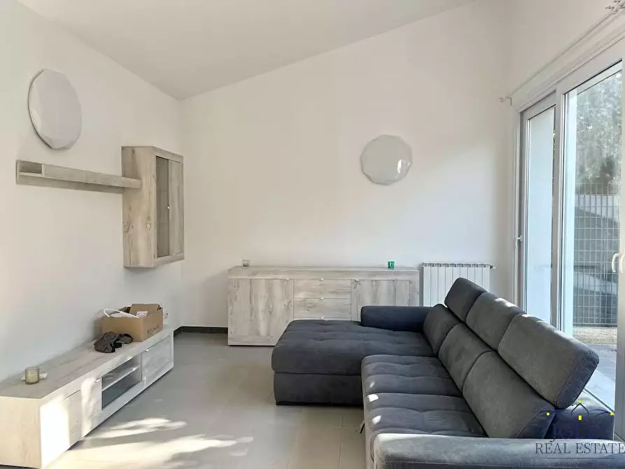 Immagine 13 di Villa in vendita  in via gela a Siracusa