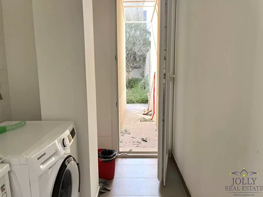 Immagine 18 di Villa in vendita  in via gela a Siracusa