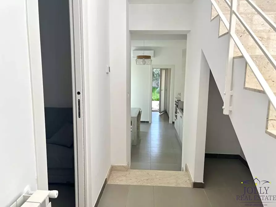Immagine 25 di Villa in vendita  in via gela a Siracusa