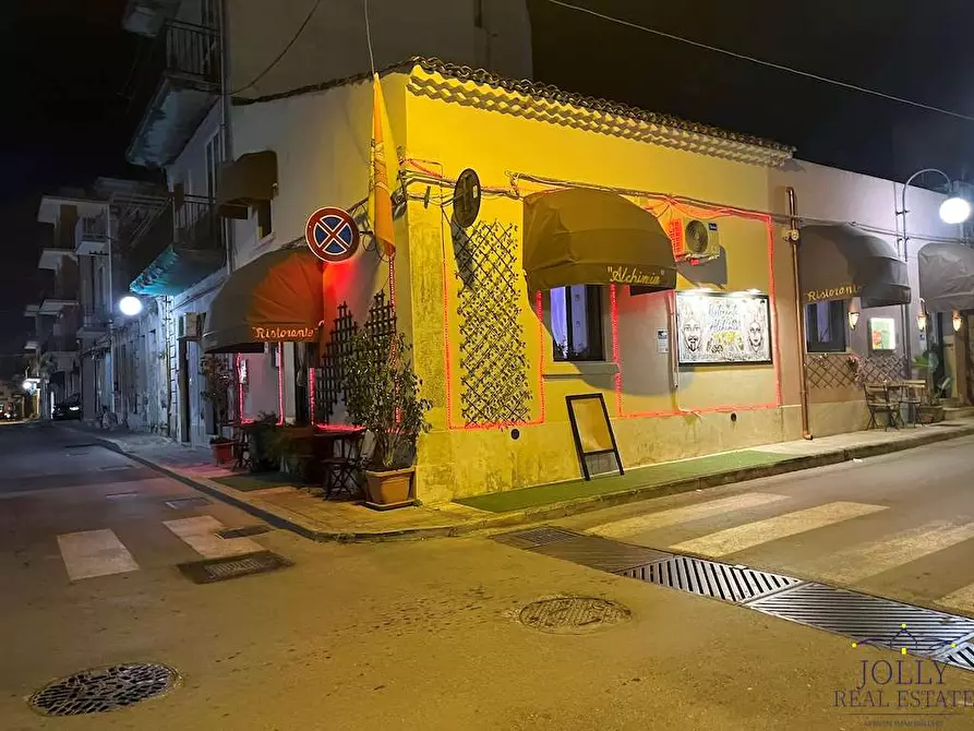 Immagine 2 di Negozio in vendita  in via dei platamoni 53 a Priolo Gargallo