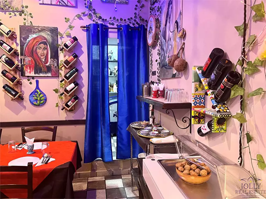 Immagine 10 di Negozio in vendita  in via dei platamoni 53 a Priolo Gargallo