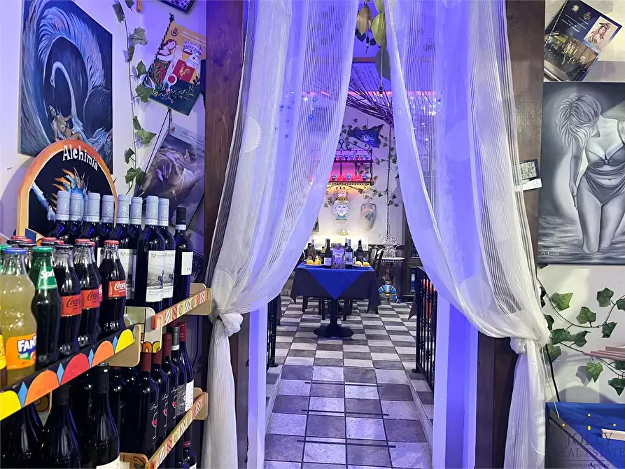 Immagine 19 di Negozio in vendita  in via dei platamoni 53 a Priolo Gargallo