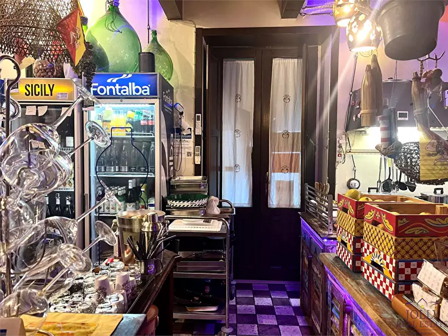 Immagine 20 di Negozio in vendita  in via dei platamoni 53 a Priolo Gargallo