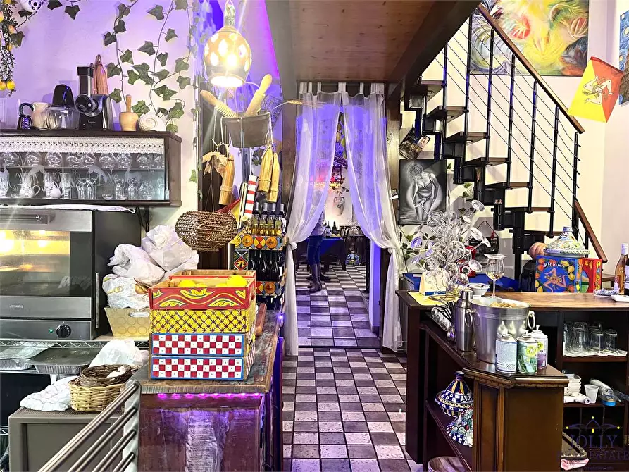 Immagine 26 di Negozio in vendita  in via dei platamoni 53 a Priolo Gargallo