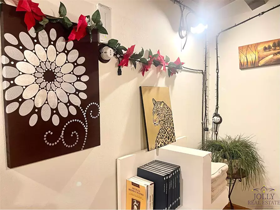 Immagine 32 di Negozio in vendita  in via dei platamoni 53 a Priolo Gargallo