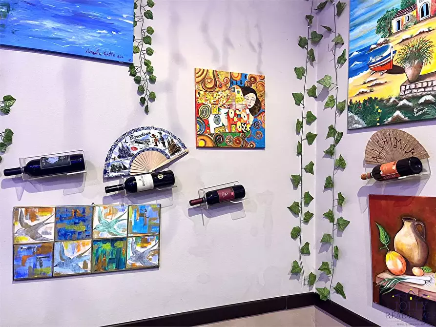 Immagine 37 di Negozio in vendita  in via dei platamoni 53 a Priolo Gargallo