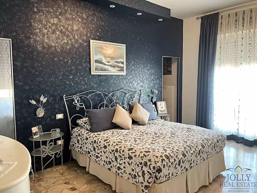 Immagine 17 di Appartamento in vendita  in Via Rosolini a Siracusa