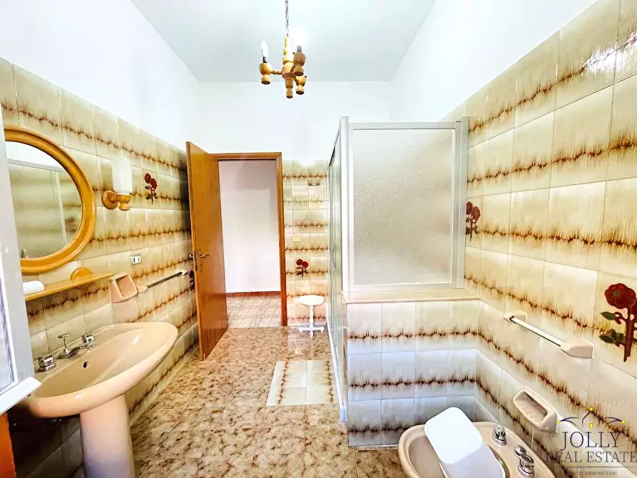 Immagine 21 di Villa in vendita  in contrada madonna marina a Noto