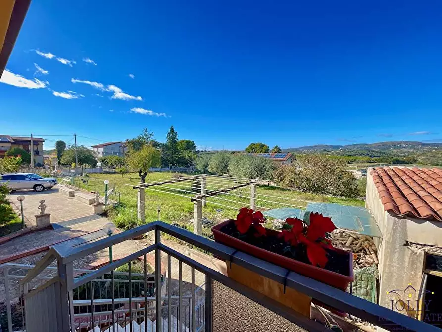 Immagine 41 di Villa in vendita  in contrada madonna marina a Noto