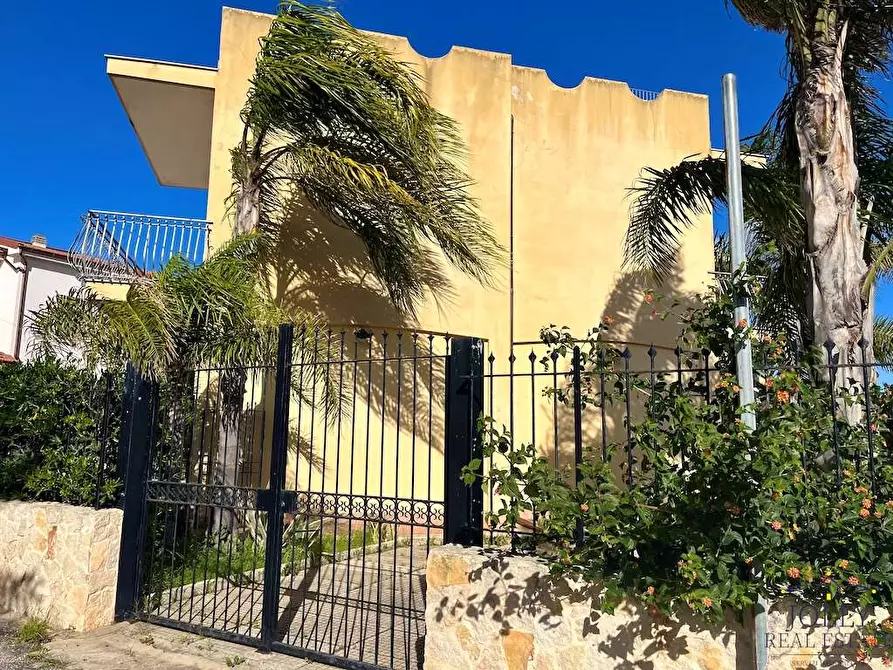 Immagine 3 di Villa in vendita  in via lido sacramento a Siracusa