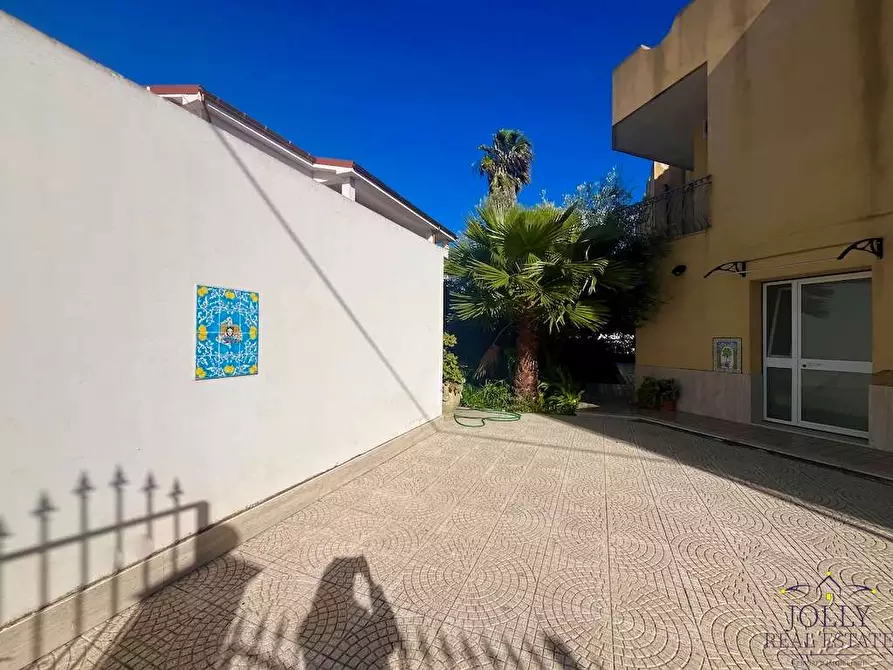 Immagine 5 di Villa in vendita  in via lido sacramento a Siracusa