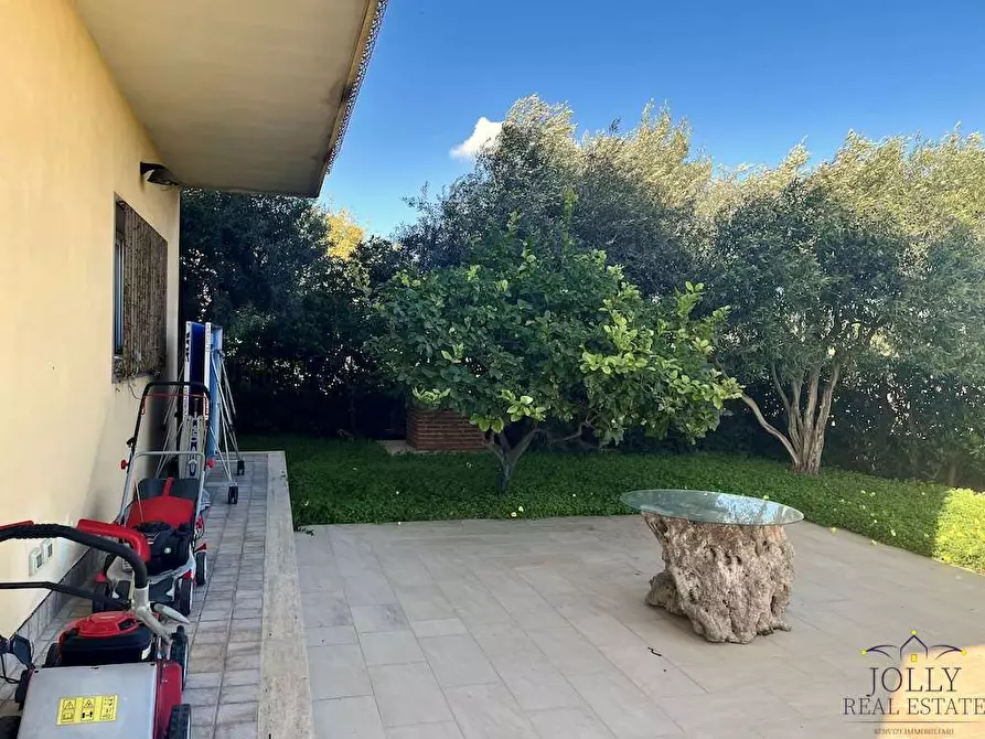 Immagine 36 di Villa in vendita  in via lido sacramento a Siracusa