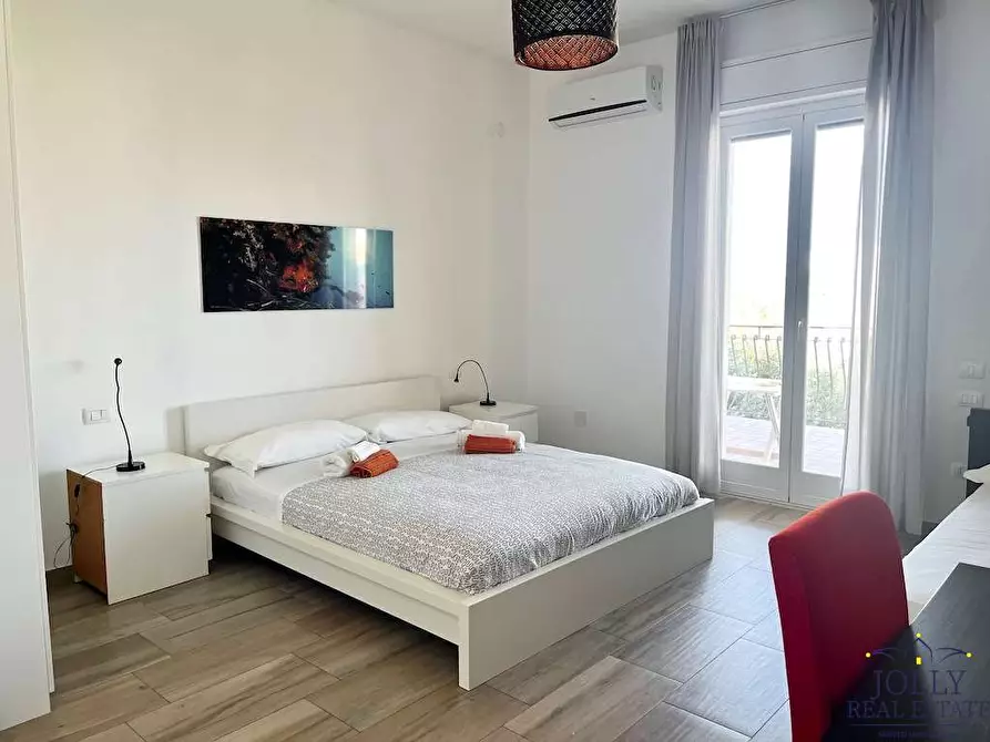 Immagine 45 di Villa in vendita  in via lido sacramento a Siracusa