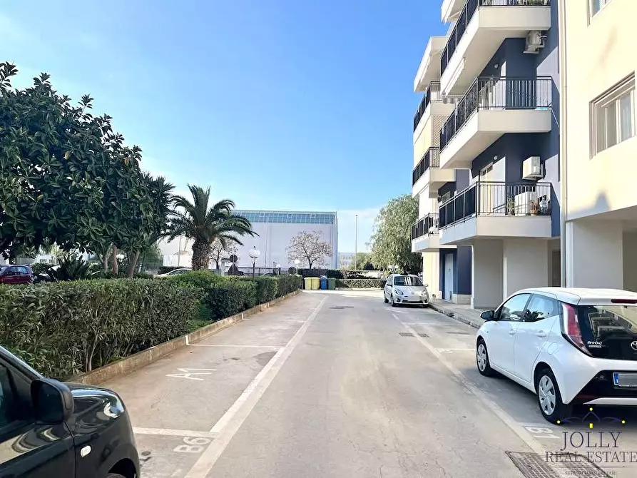 Immagine 30 di Appartamento in vendita  in Via Canonico Nunzio Agnello a Siracusa