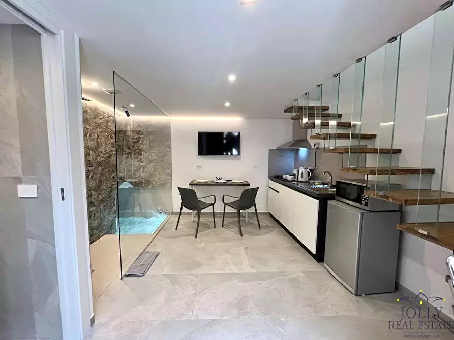 Immagine 2 di Monolocale in vendita  in Piazzale Marconi a Siracusa