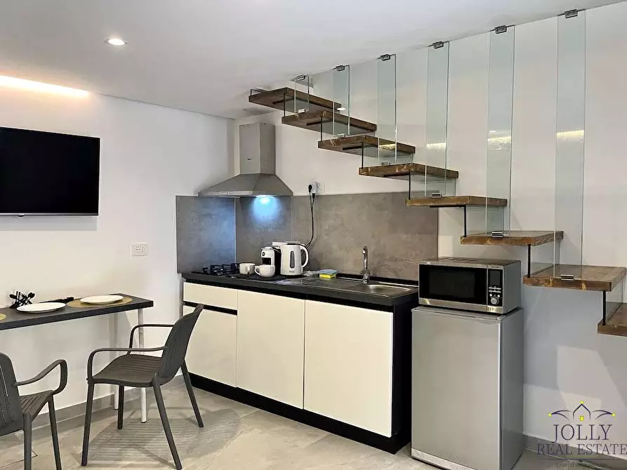 Immagine 6 di Monolocale in vendita  in Piazzale Marconi a Siracusa