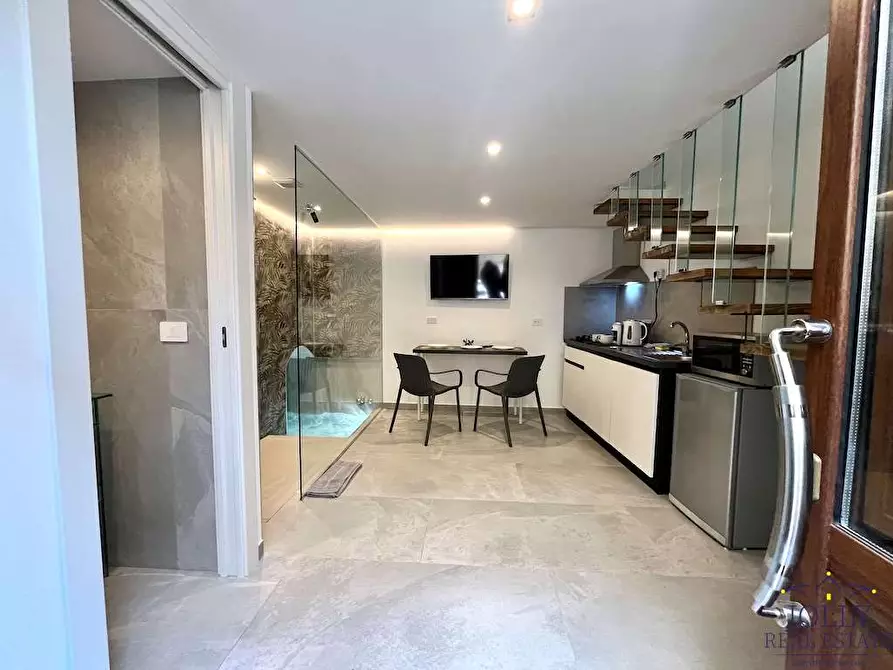 Immagine 16 di Monolocale in vendita  in Piazzale Marconi a Siracusa