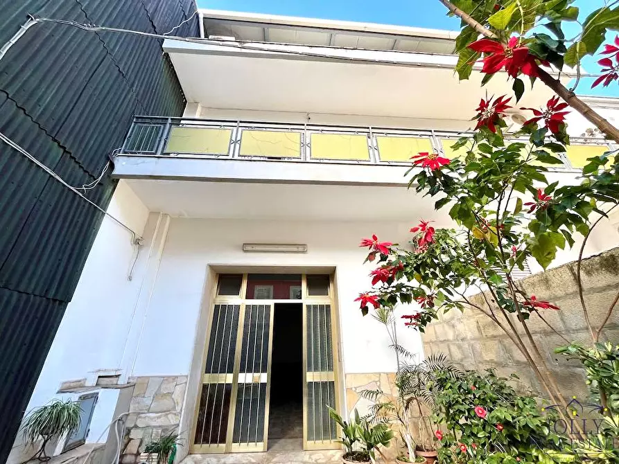 Immagine 3 di Casa bifamiliare in vendita  in Via Alessandro Manzoni a Floridia