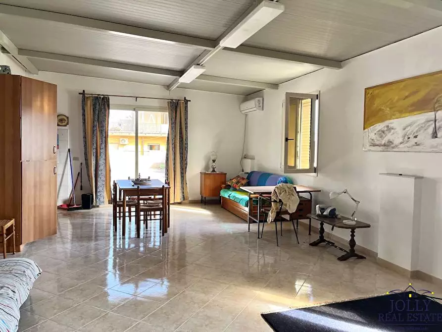 Immagine 52 di Casa bifamiliare in vendita  in Via Alessandro Manzoni a Floridia