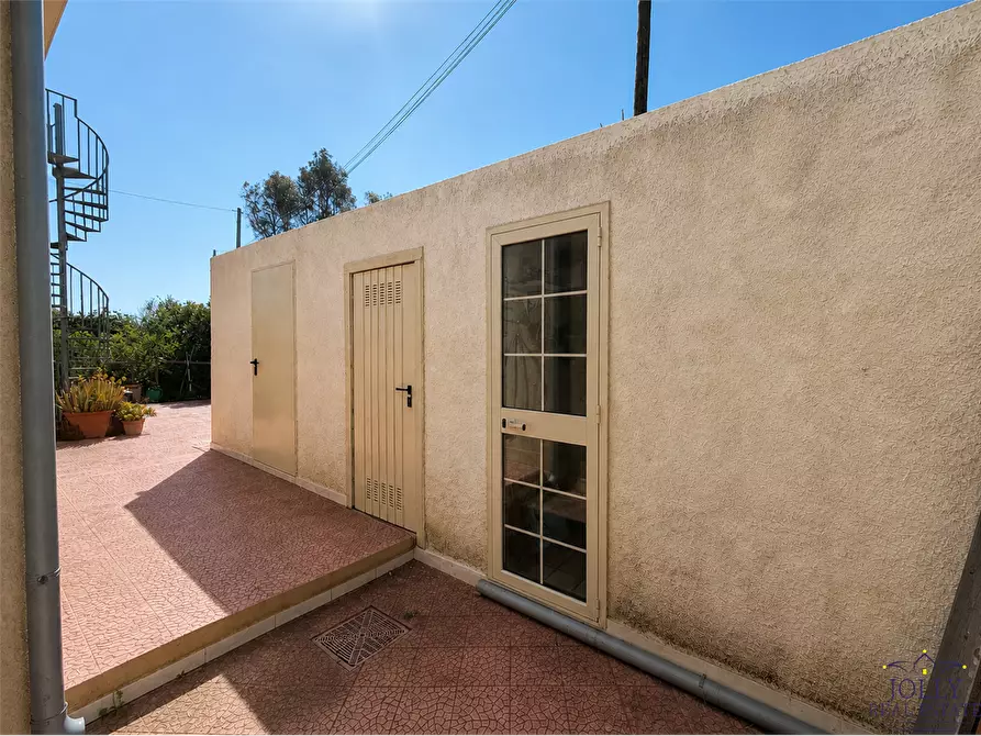 Immagine 19 di Villa in vendita  in Via Lido Sacramento a Siracusa