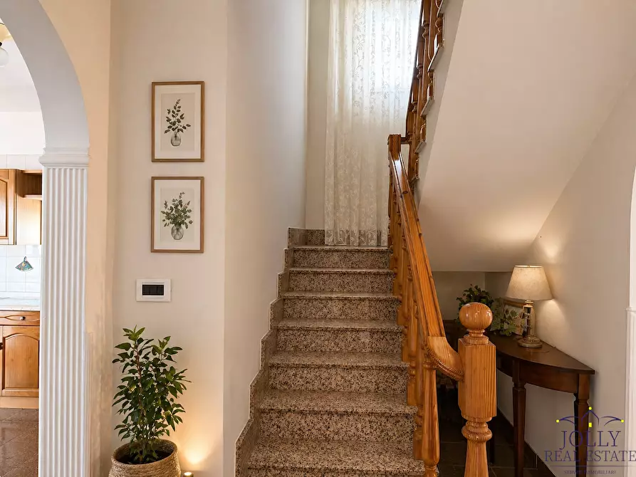 Immagine 5 di Casa indipendente in vendita  in Via Torino a Siracusa