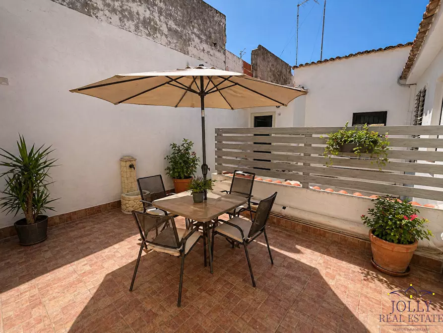 Immagine 19 di Casa indipendente in vendita  in Via Torino a Siracusa