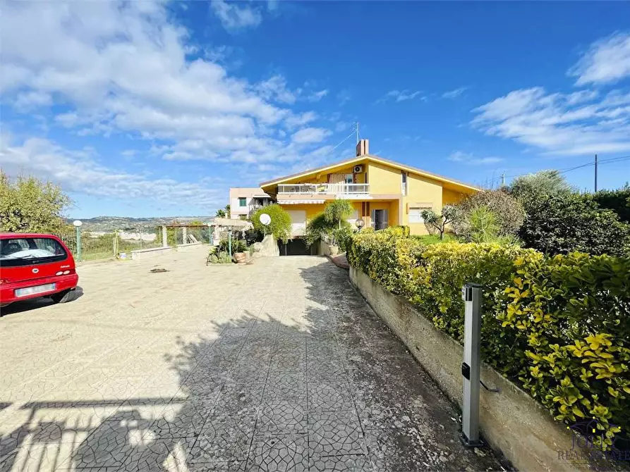 Immagine 3 di Villa in vendita  in Contrada madonna Marina  a Noto