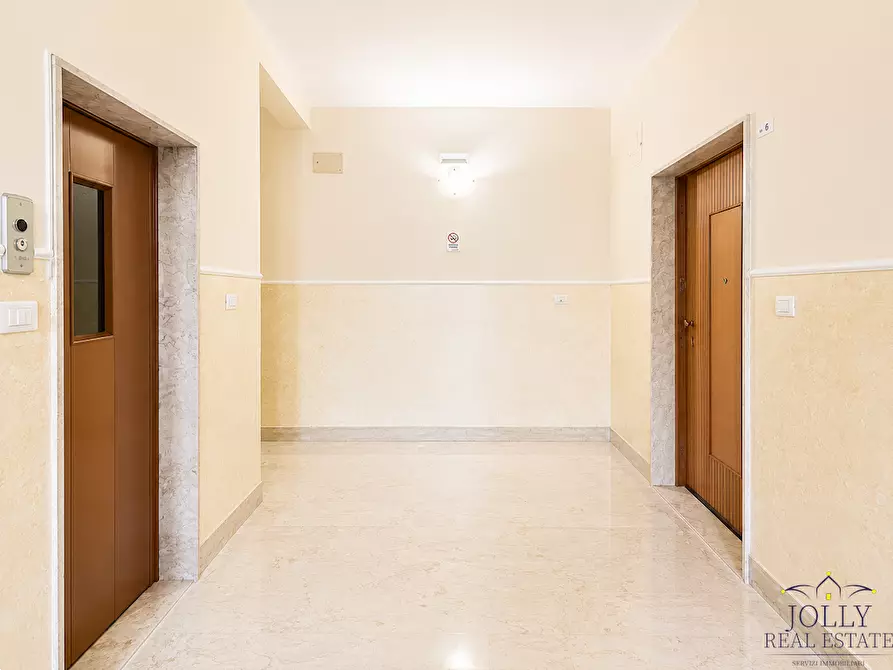 Immagine 19 di Appartamento in vendita  in VIALE ZECCHINO a Siracusa