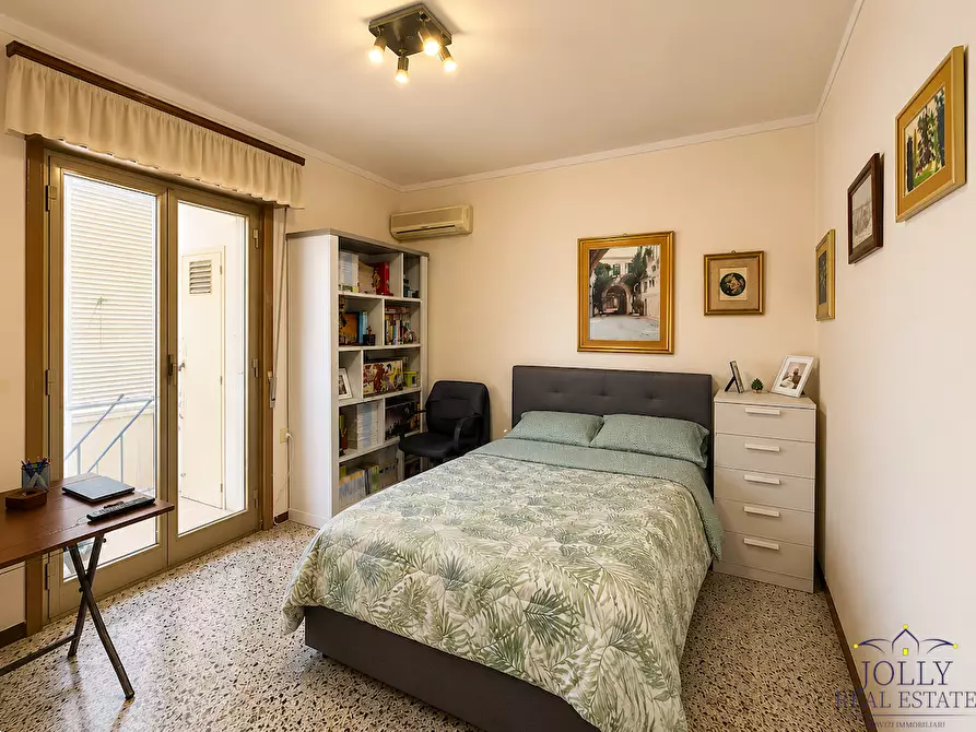 Immagine 20 di Appartamento in vendita  in Via alessandro specchi a Siracusa